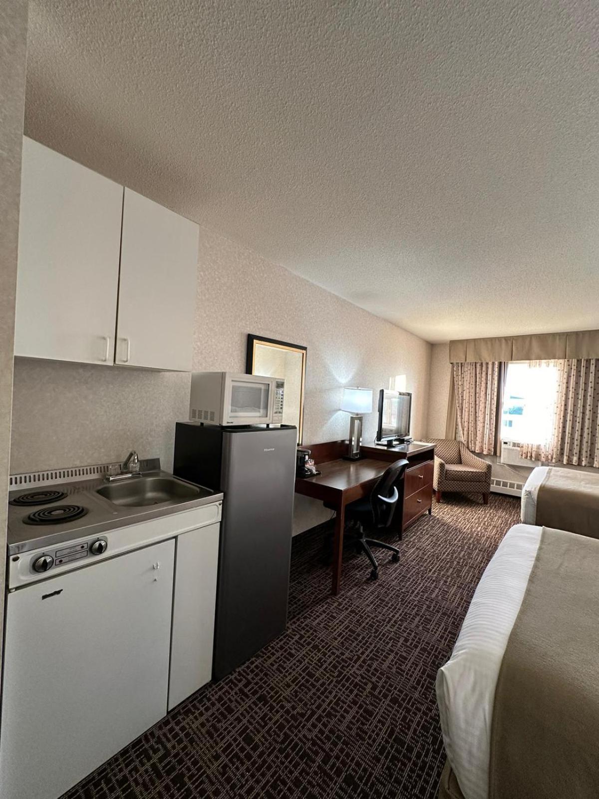 Coast Fort St John Hotel Fort St. John 외부 사진